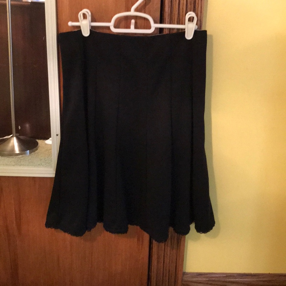 Black skirt